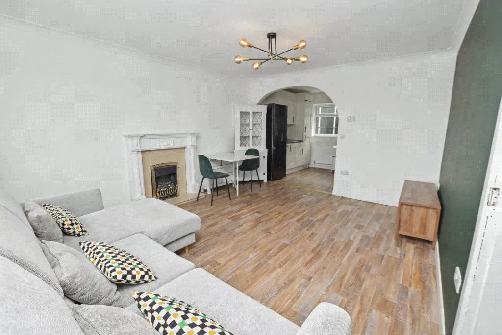 Wheelwright Close, Leeds, LS12, photo 3