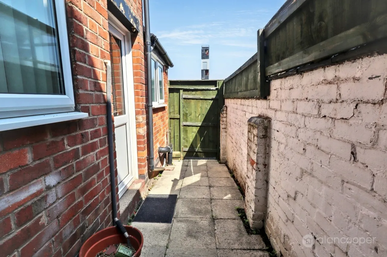 Graham Street, Abbey Green, CV11, photo 20
