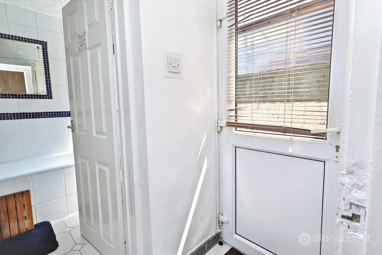 Graham Street, Abbey Green, CV11, photo 11