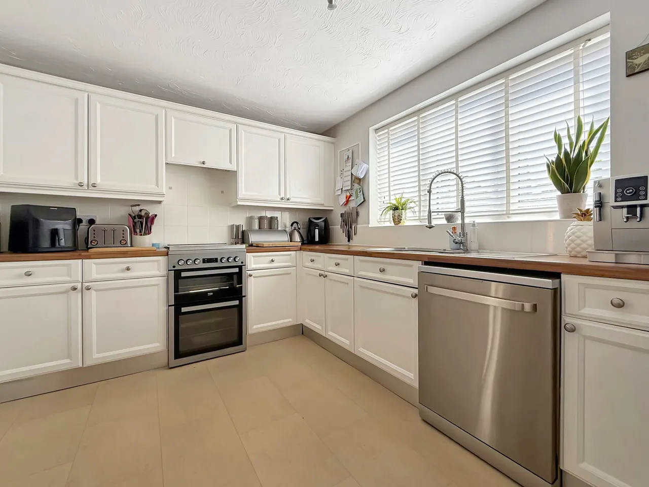 Wellow Drive, Frome, BA11, photo 10