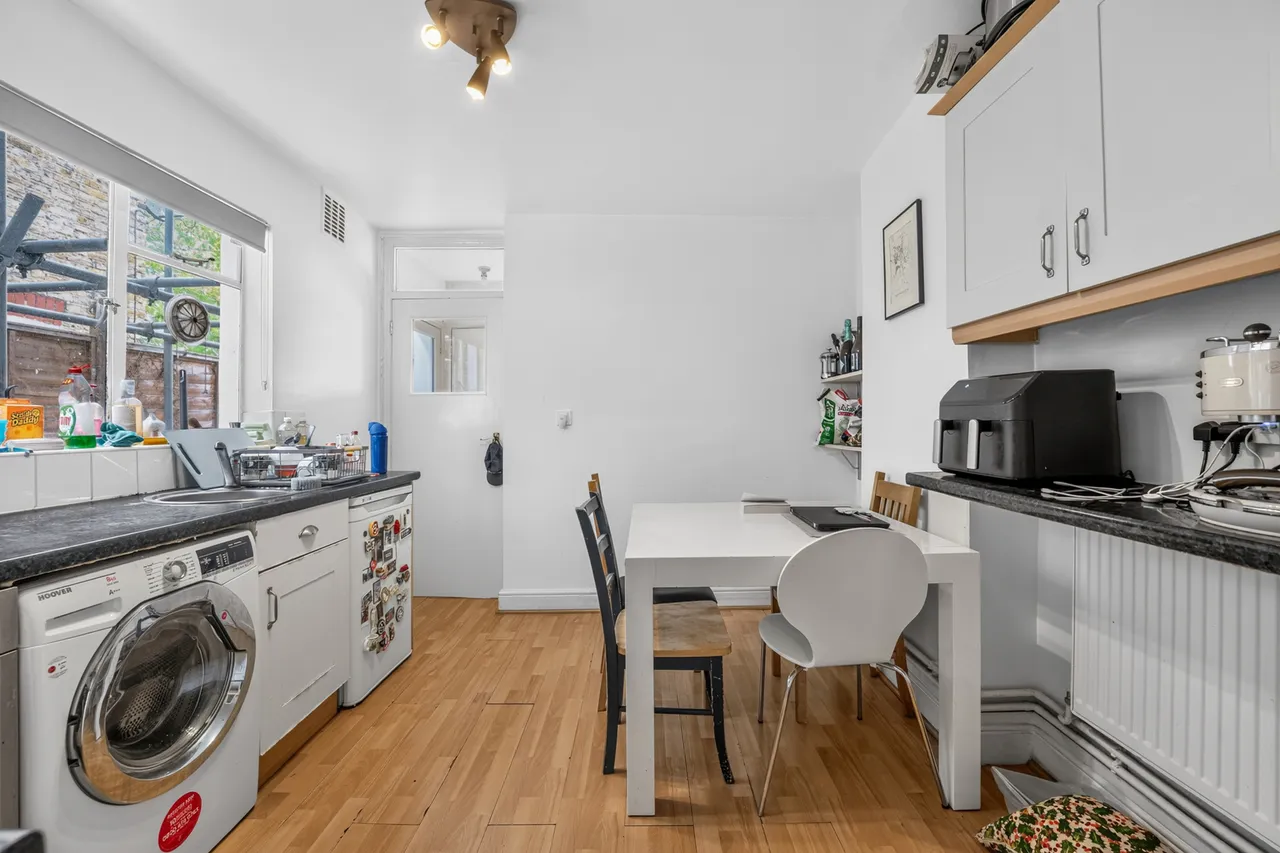 Elspeth Road, London, SW11, photo 11