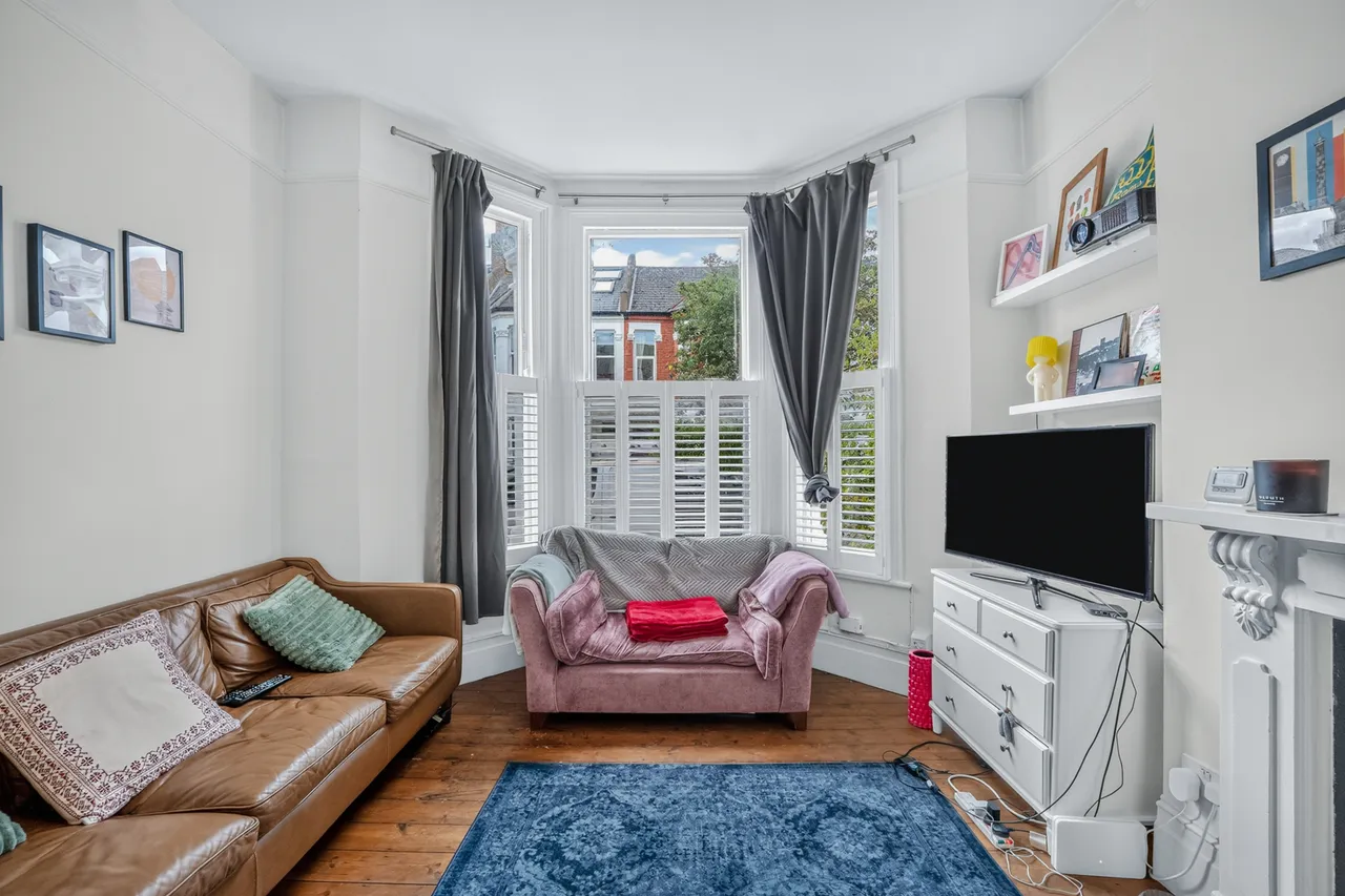 Elspeth Road, London, SW11, photo 2