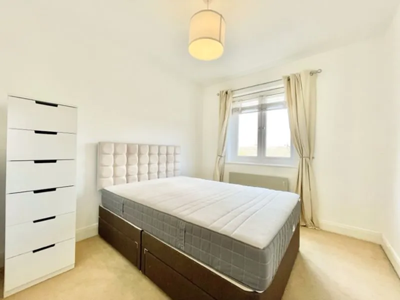 Fuller Close, London E2 6DX, photo 6