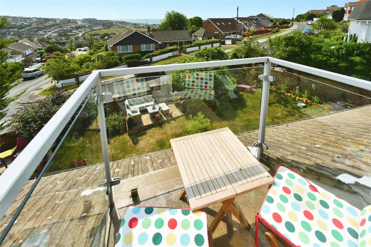 Chorley Avenue, Saltdean, BN2, photo 23