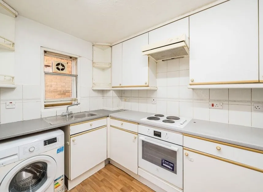 Lampton Road, Hounslow, TW3, photo 3