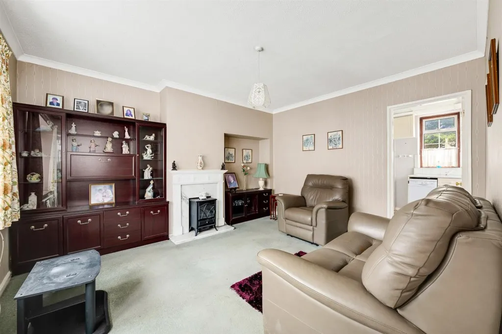 Charminster Road, SE9, photo 11