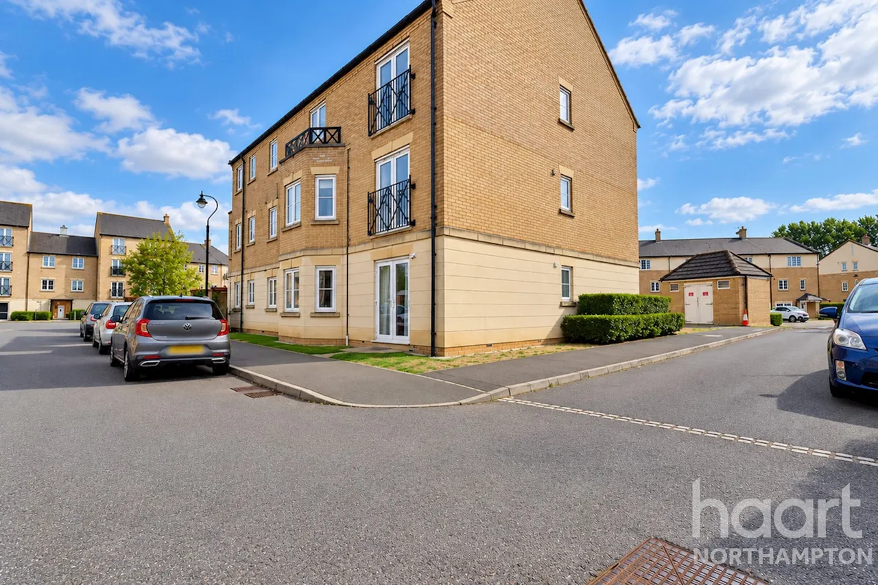 Dainty Grove, Northampton, NN4, photo 8