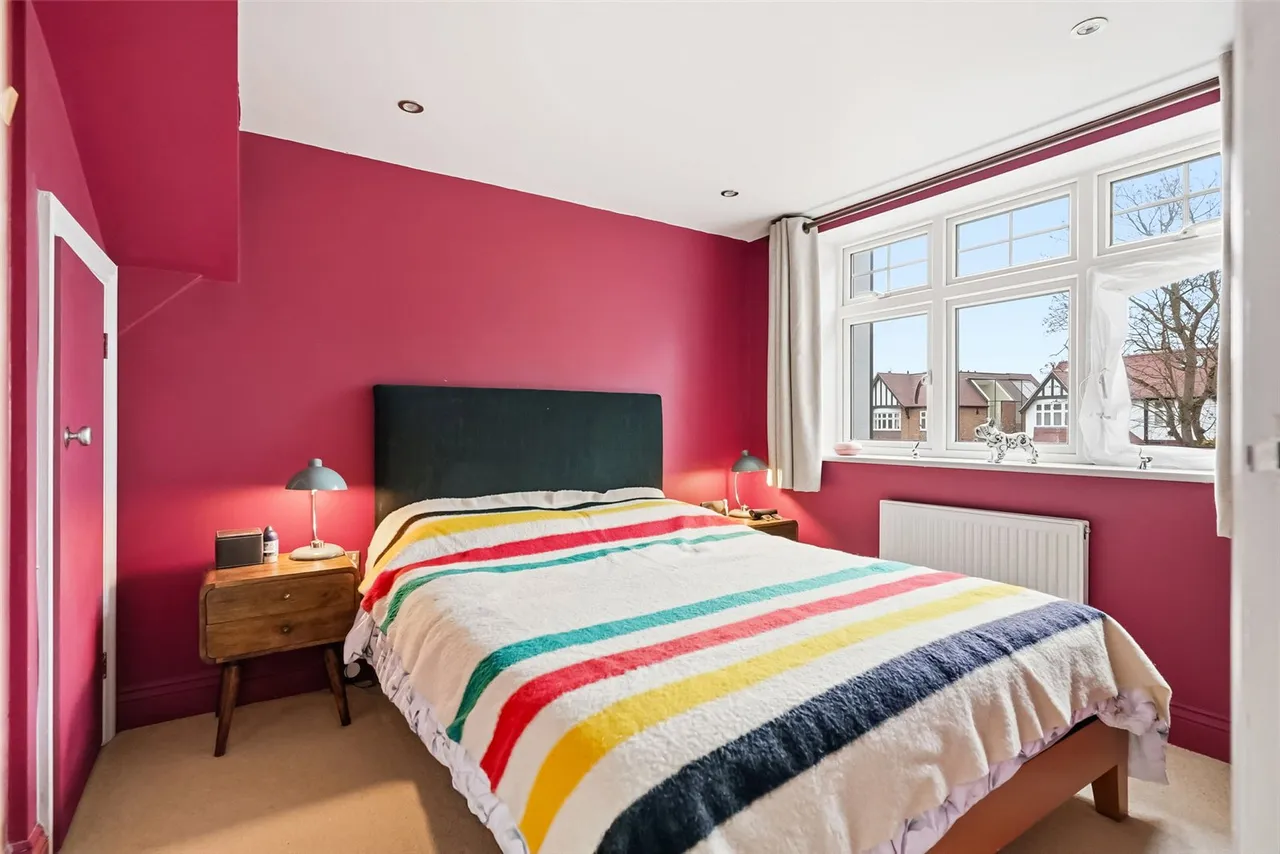 Strawberry Vale, Twickenham, TW1 4RU, photo 6