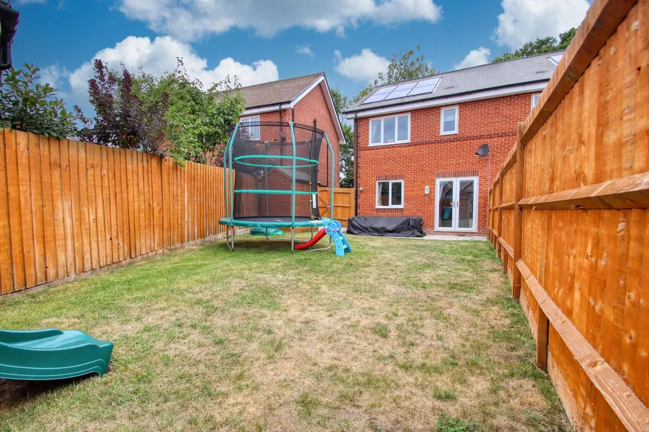 Farm Road, Horton Heath, Eastleigh, SO50 7HR, photo 14