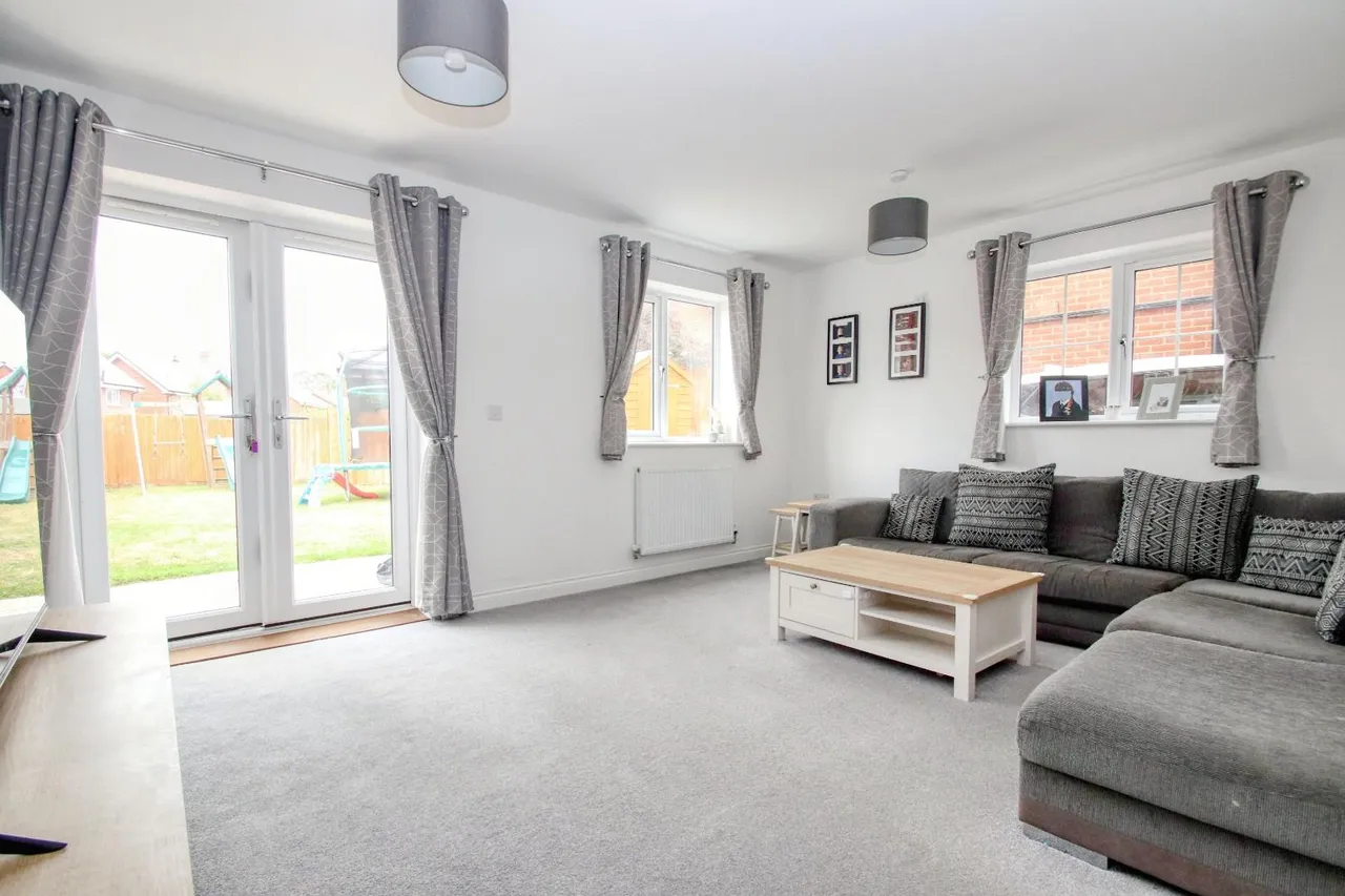 Farm Road, Horton Heath, Eastleigh, SO50 7HR, photo 6