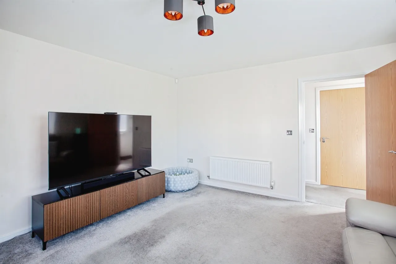 Rosefinch Road, Goldthorpe, S63, photo 4