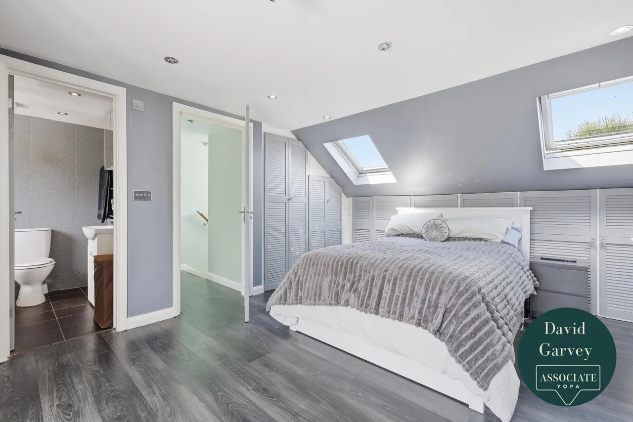 Heather Drive, Romford, RM1, photo 8