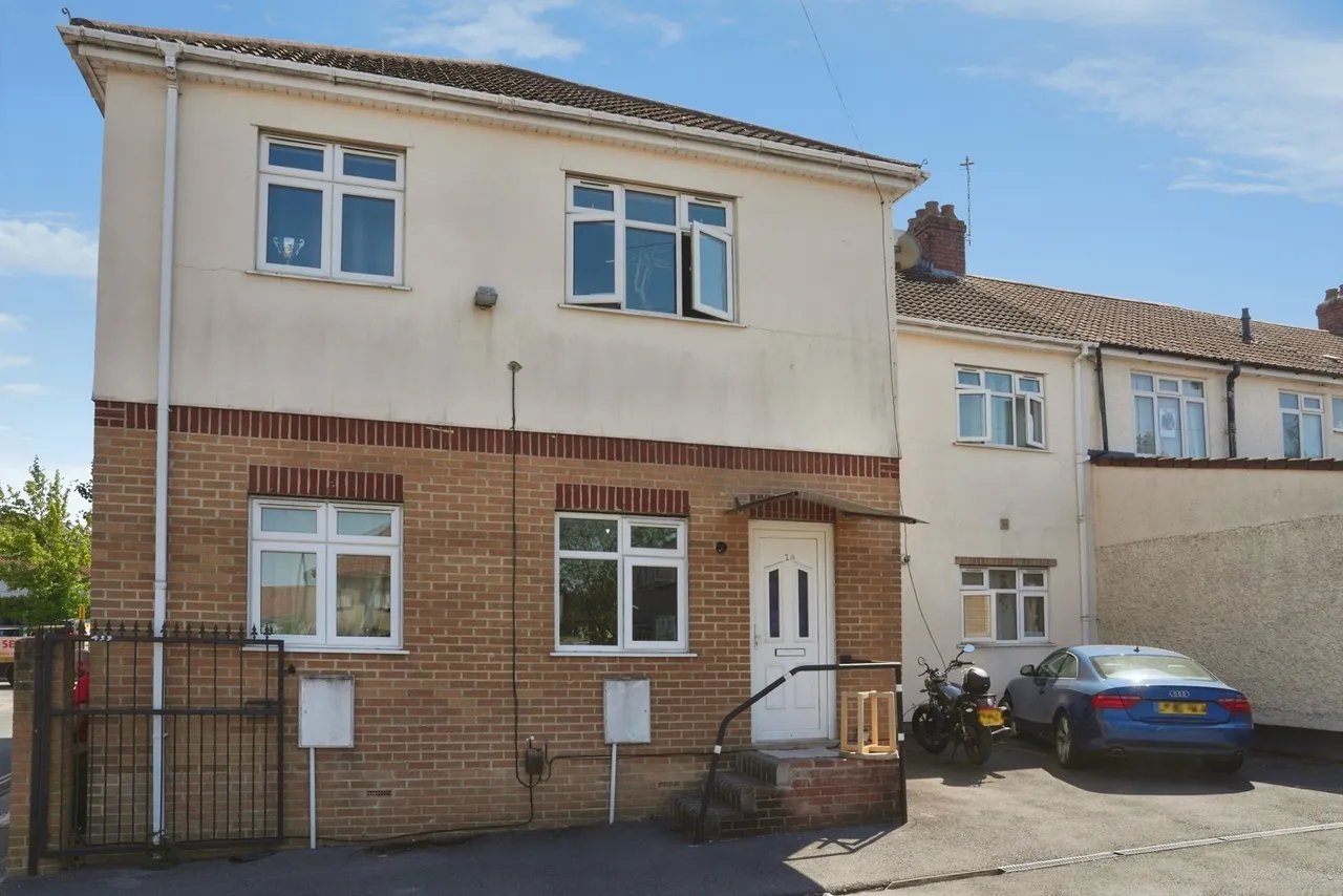 1 bed flat for sale — Greenfield Road, BRISTOL, Avon, BS10