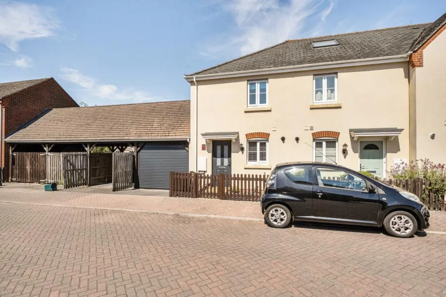Grenadier Gardens, Thatcham, RG19, photo 19