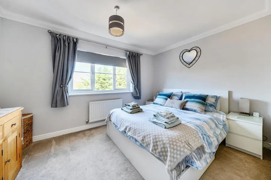 Grenadier Gardens, Thatcham, RG19, photo 6