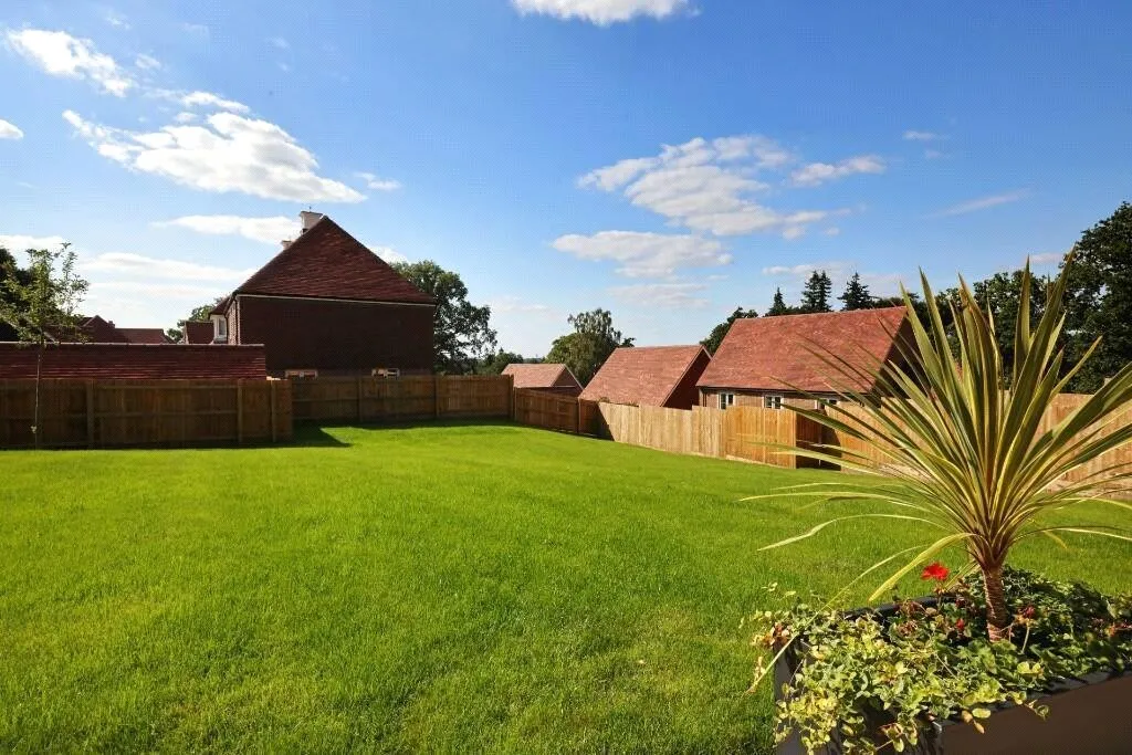 Scotland Lane, Haslemere, GU27, photo 6