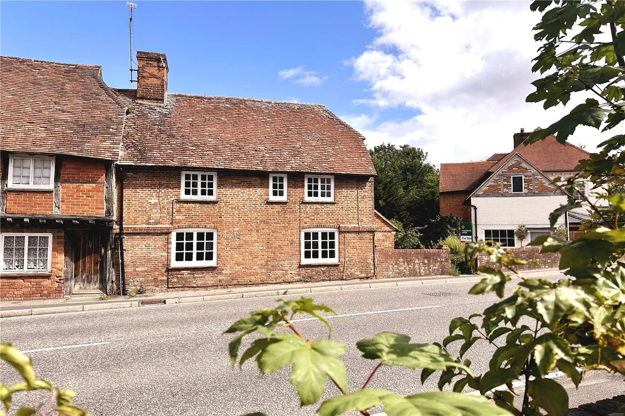 3 bed house for sale — Hook Road, North Warnborough, Hook, Hampshire, RG29 1EU