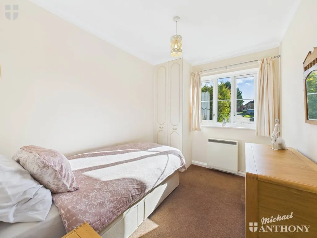 Churchill Court, Beaconsfield Road, Aylesbury, HP21 7RQ, photo 5