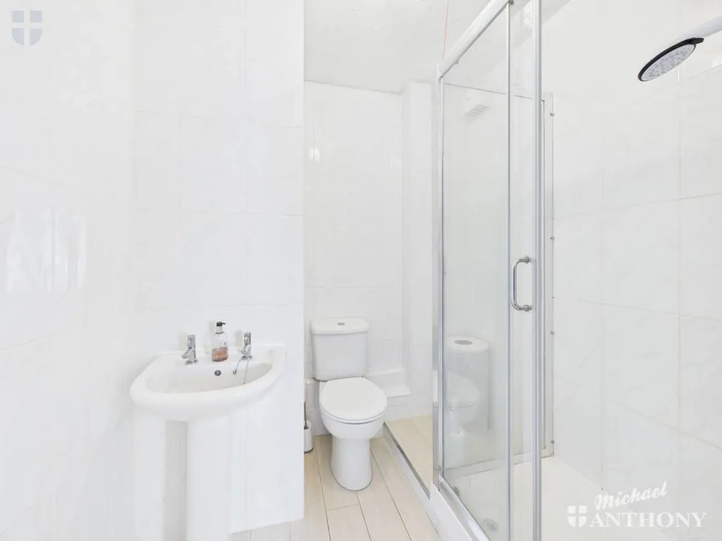 Churchill Court, Beaconsfield Road, Aylesbury, HP21 7RQ, photo 6