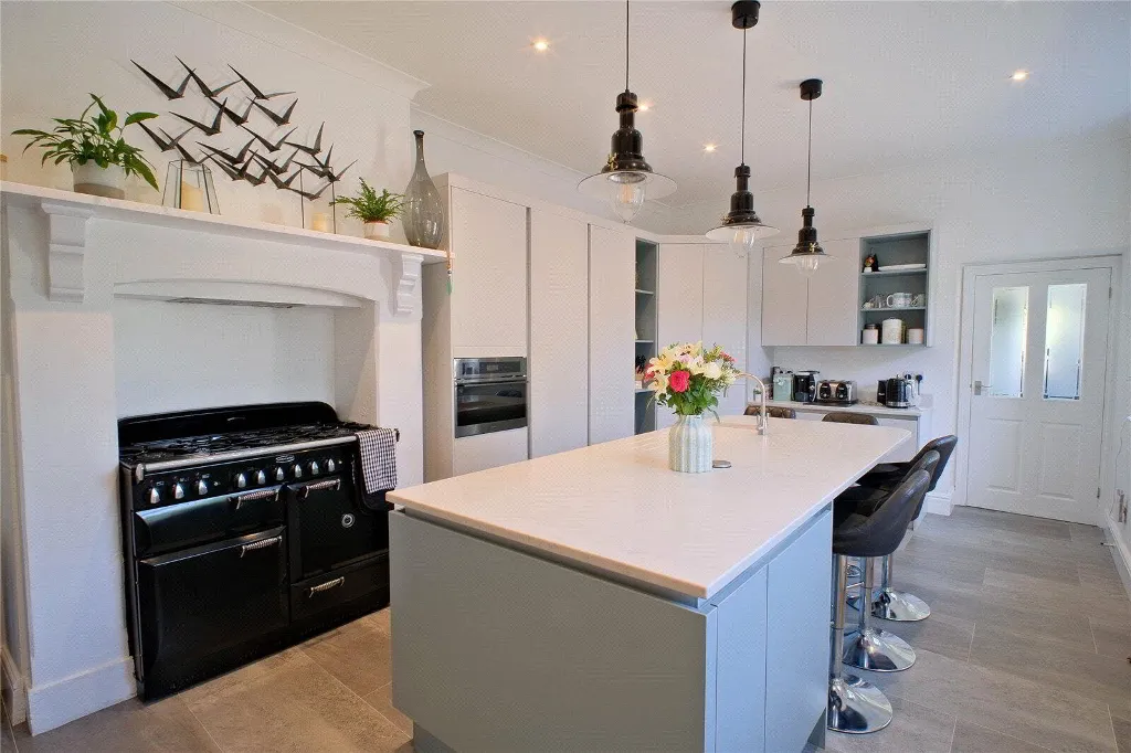 Landkey Road, Barnstaple, EX32, photo 3