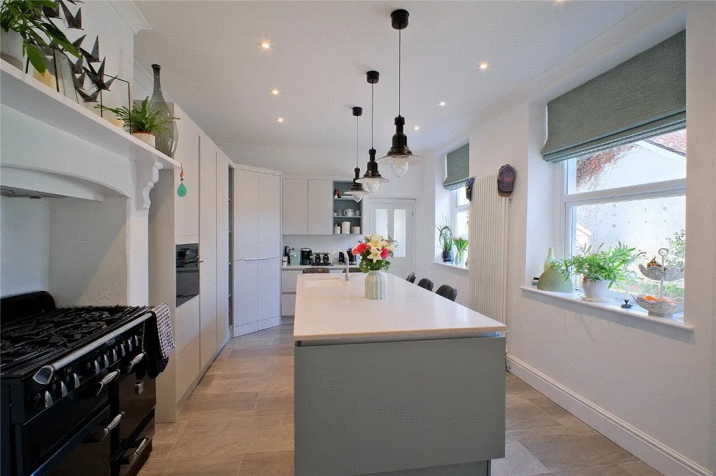 Landkey Road, Barnstaple, EX32, photo 4