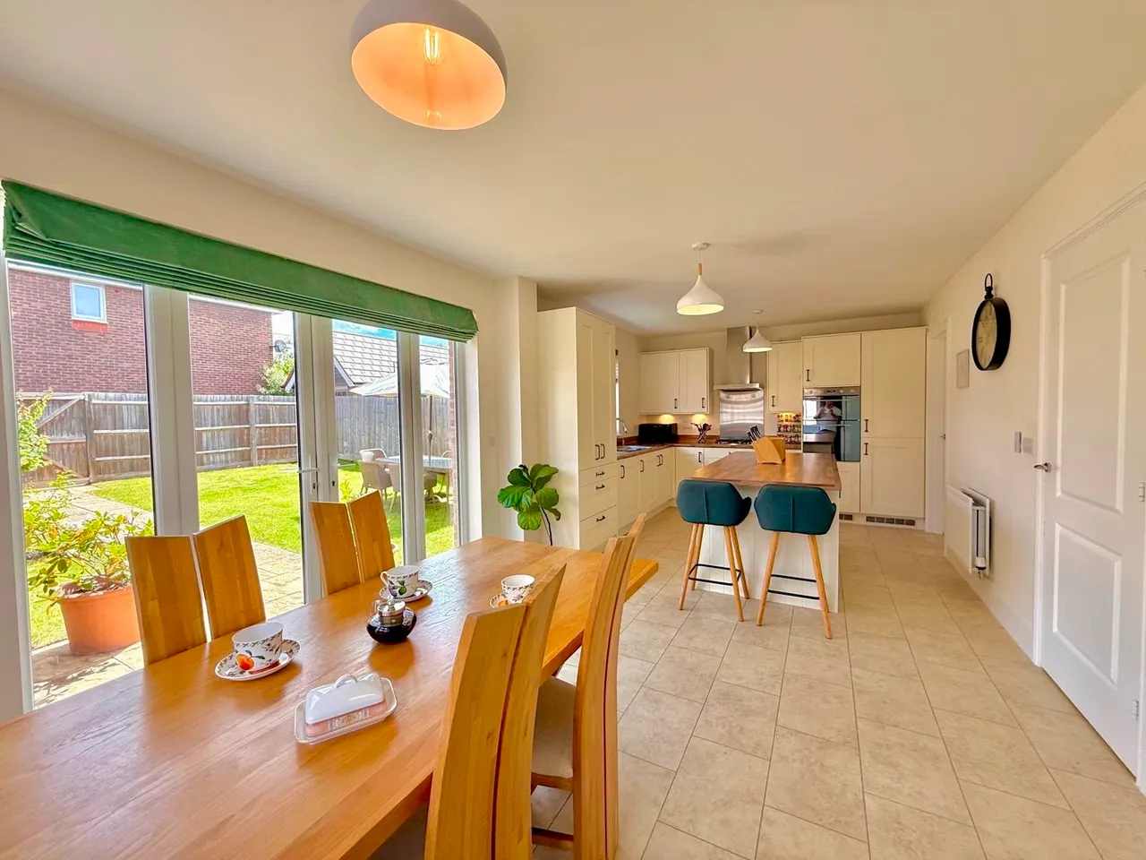 Axford Close, Swindon, Wiltshire, SN3 6FA, photo 7