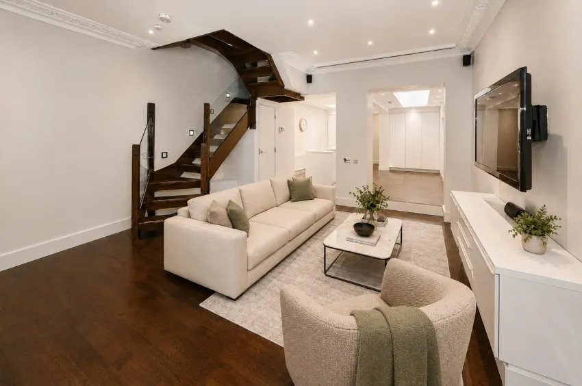 3 bed house to rent, Holland Street, Kensington, W8