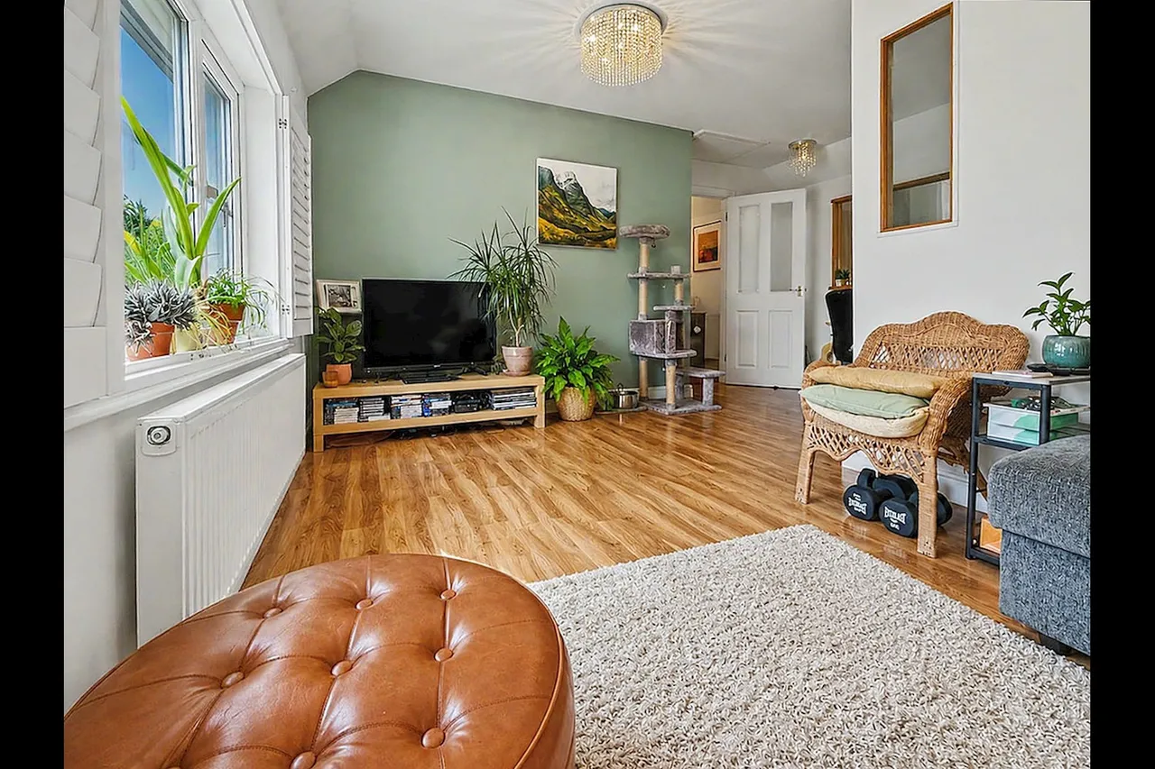 Ffordd Nowell, Cardiff, photo 10