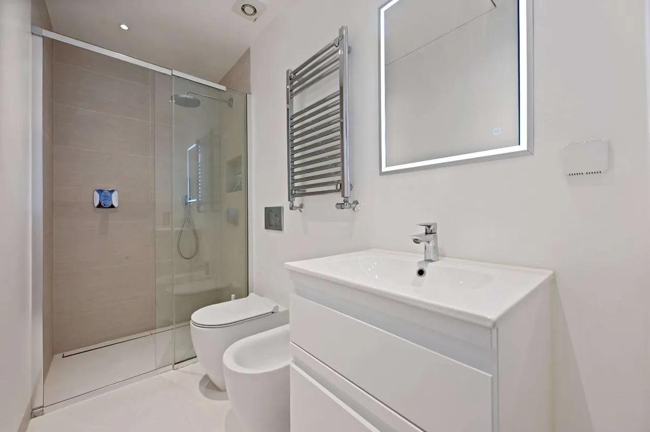 Sinclair Road, London, W14, photo 7