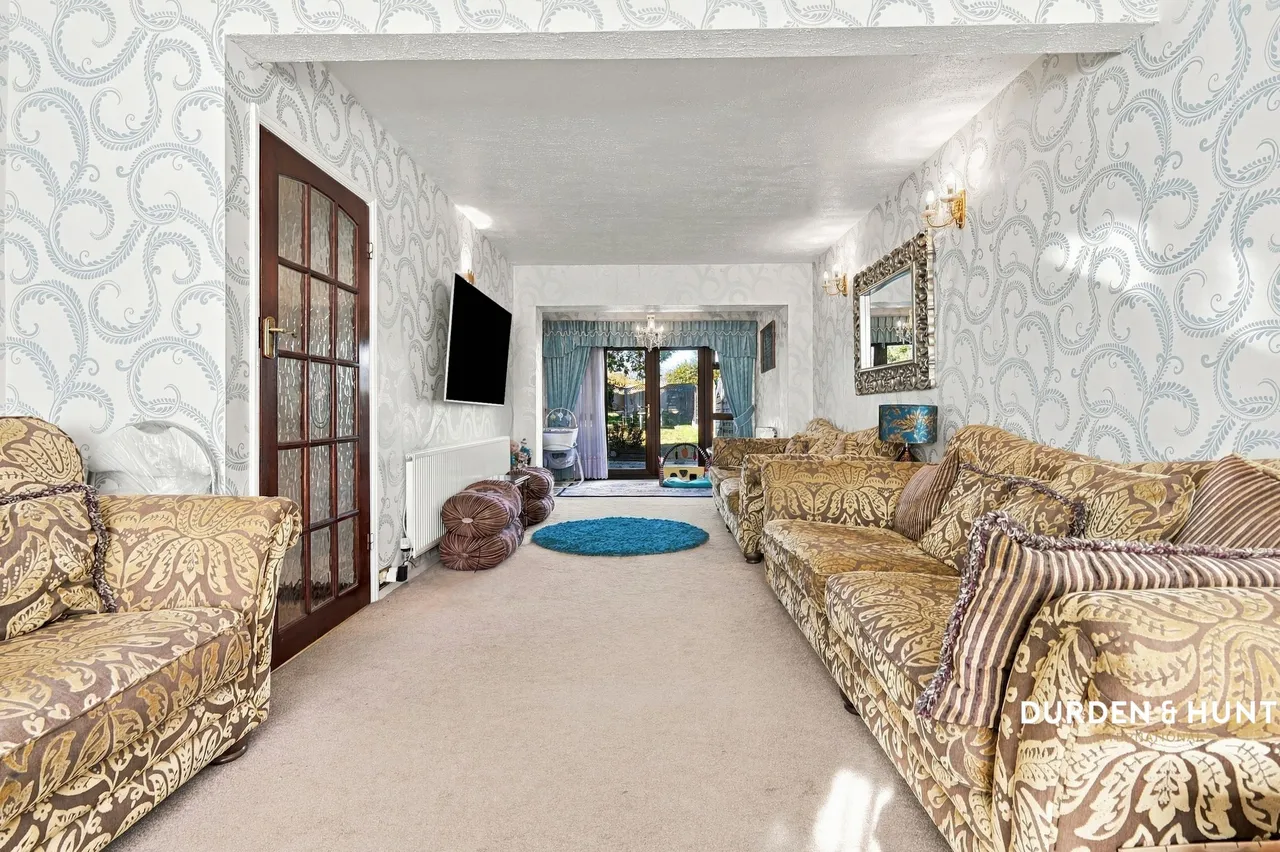 Wensleydale Avenue, Clayhall, IG5, photo 4