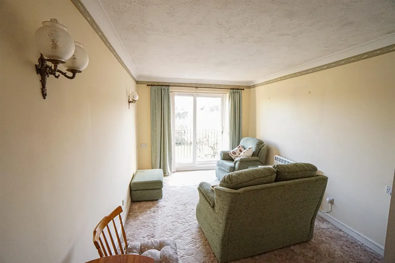 St. Helens Crescent, Hastings, photo 8