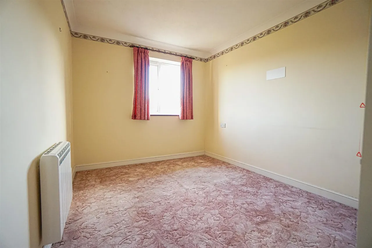 St. Helens Crescent, Hastings, photo 9