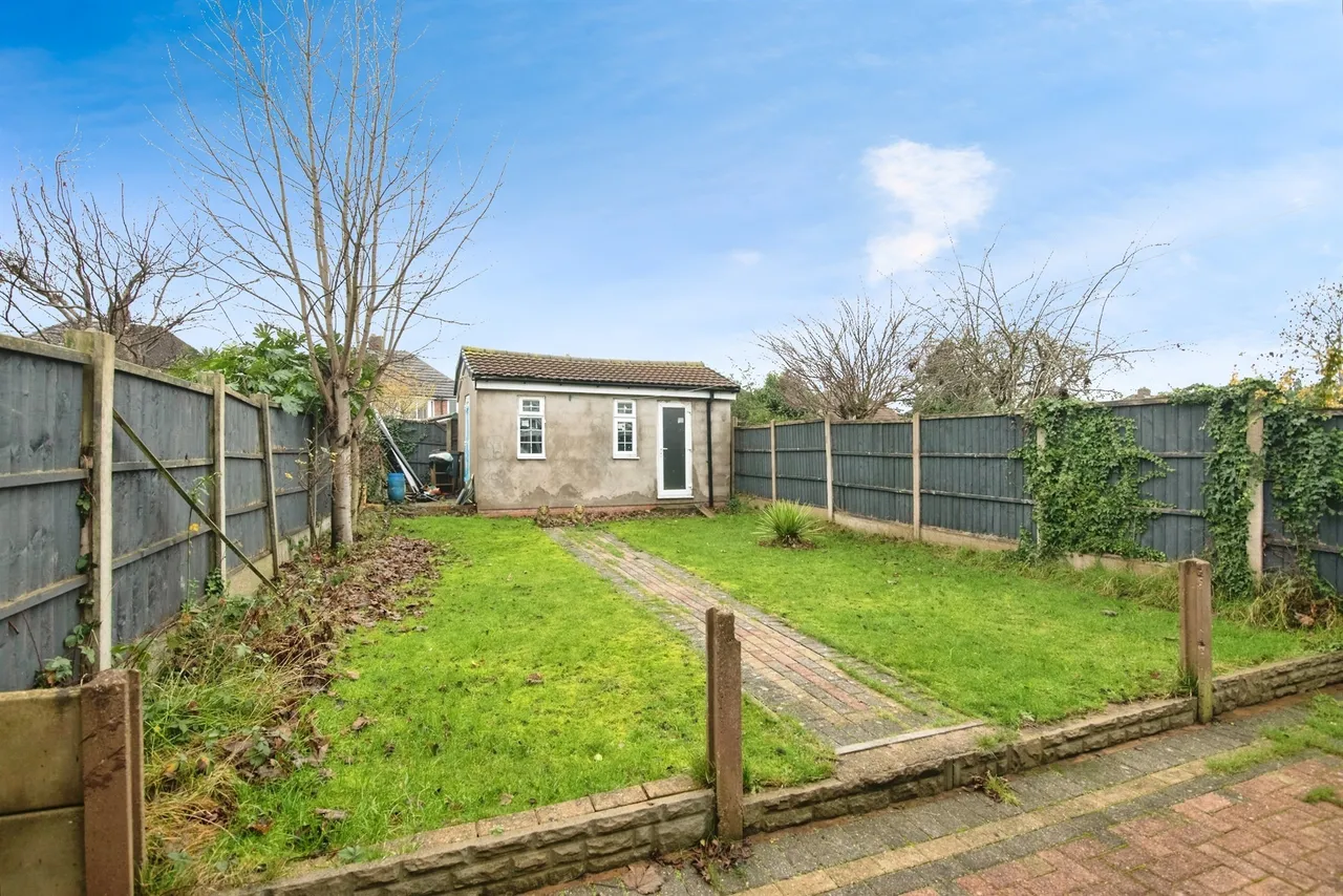 Yateley Avenue, Great Barr, B42, photo 14