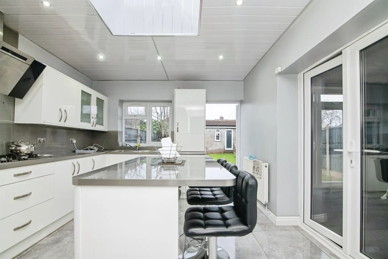 Yateley Avenue, Great Barr, B42, photo 13