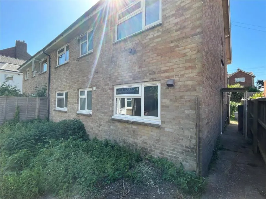flat for sale, High Street, Ventnor, PO38