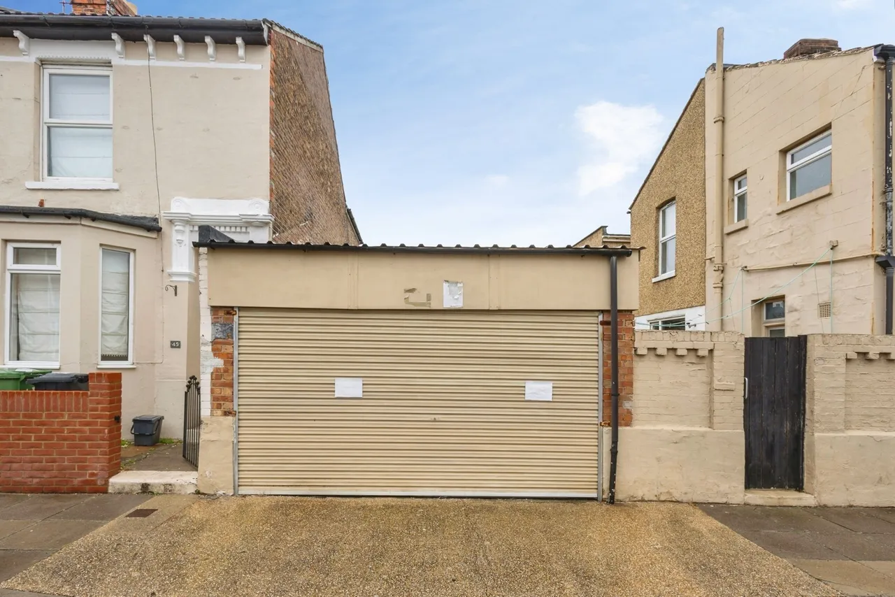 Highgate Road, Portsmouth, PO3, photo 3