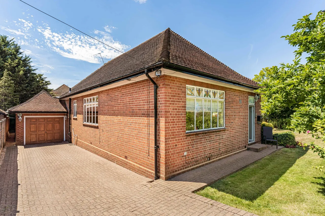 Heath Drive, Romford, RM2, photo 18