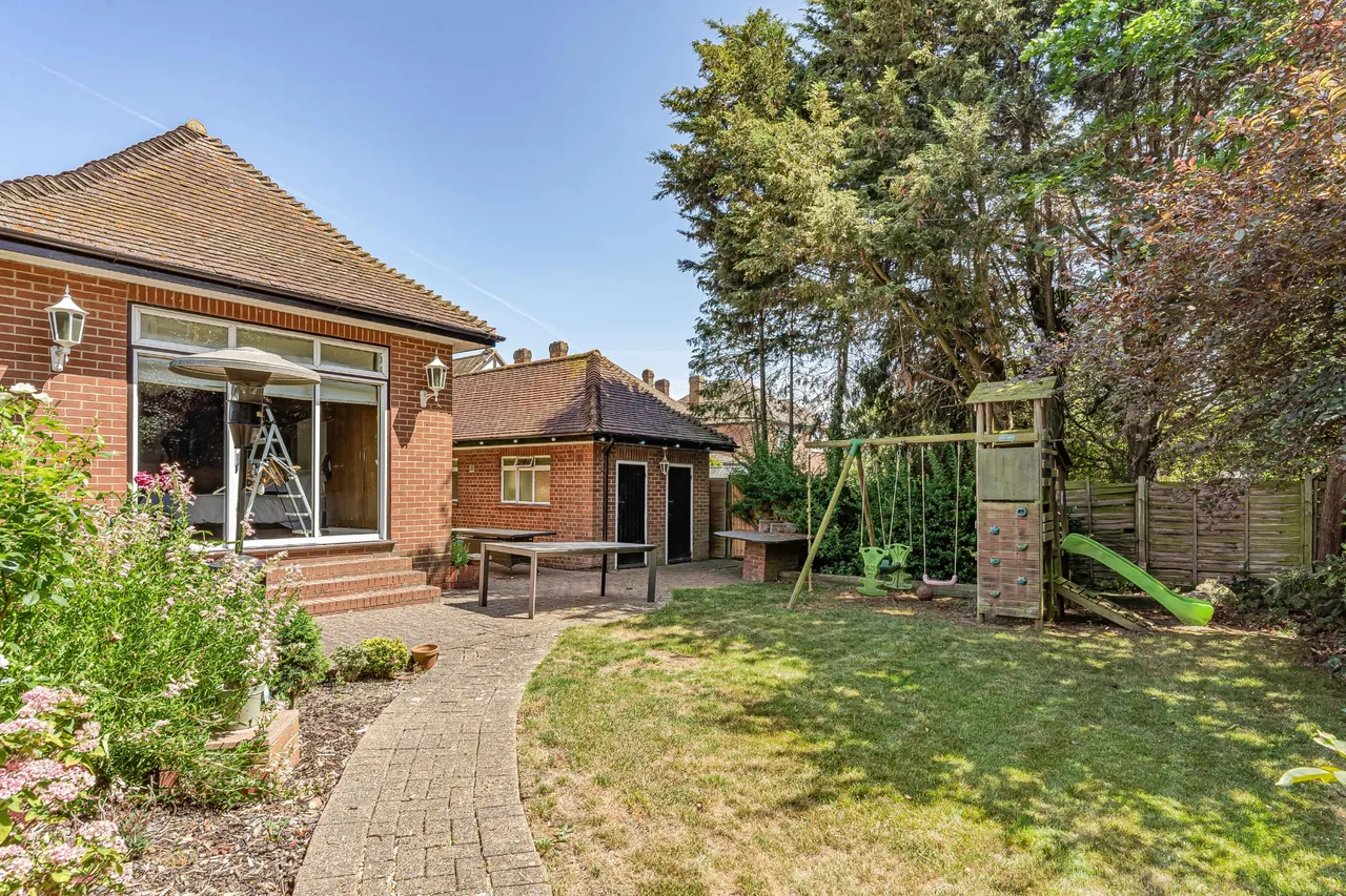 Heath Drive, Romford, RM2, photo 20
