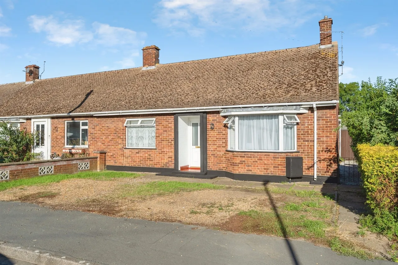 2 bed house for sale — Deerfield Road, March
