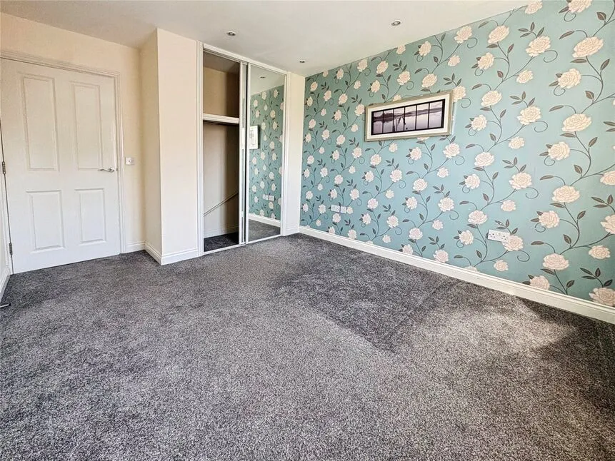 Nuneaton Road, Bedworth, Warwickshire, CV12, photo 4