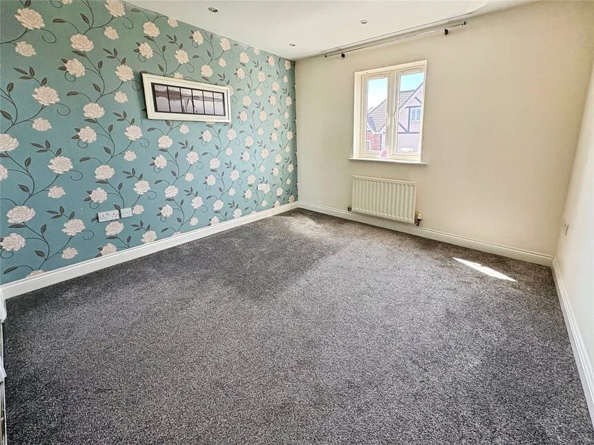 Nuneaton Road, Bedworth, Warwickshire, CV12, photo 9