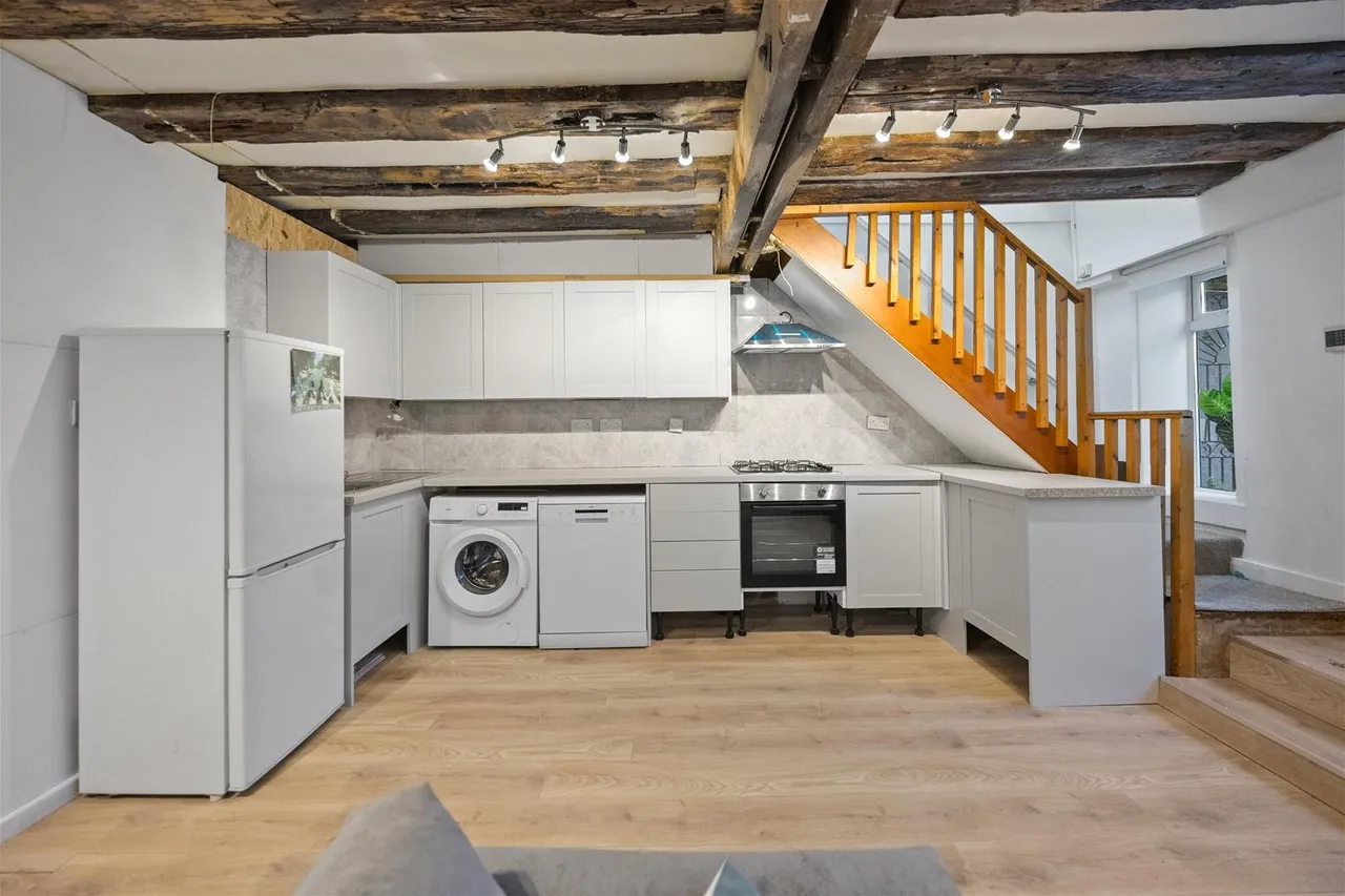 Hermit Place, London NW6 4BZ, photo 2
