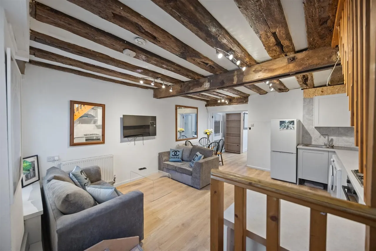 3 bed house for sale — Hermit Place, London NW6 4BZ
