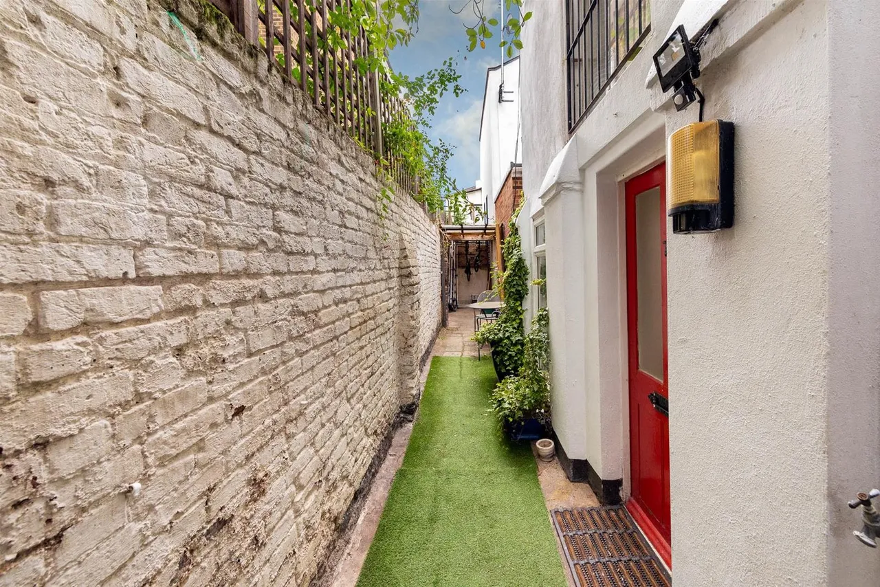 Hermit Place, London NW6 4BZ, photo 5