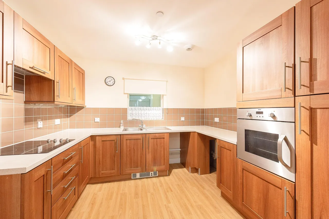 Airfield Road, Bury St. Edmunds, IP32, photo 5