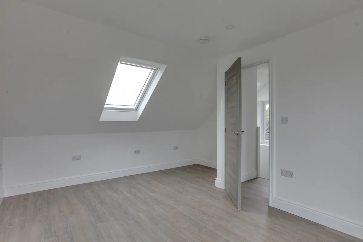 Feltham, TW13, photo 14