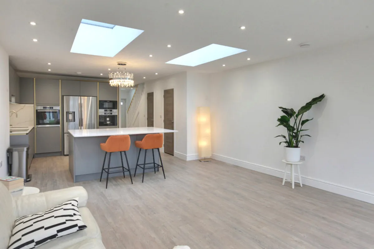 Feltham, TW13, photo 9