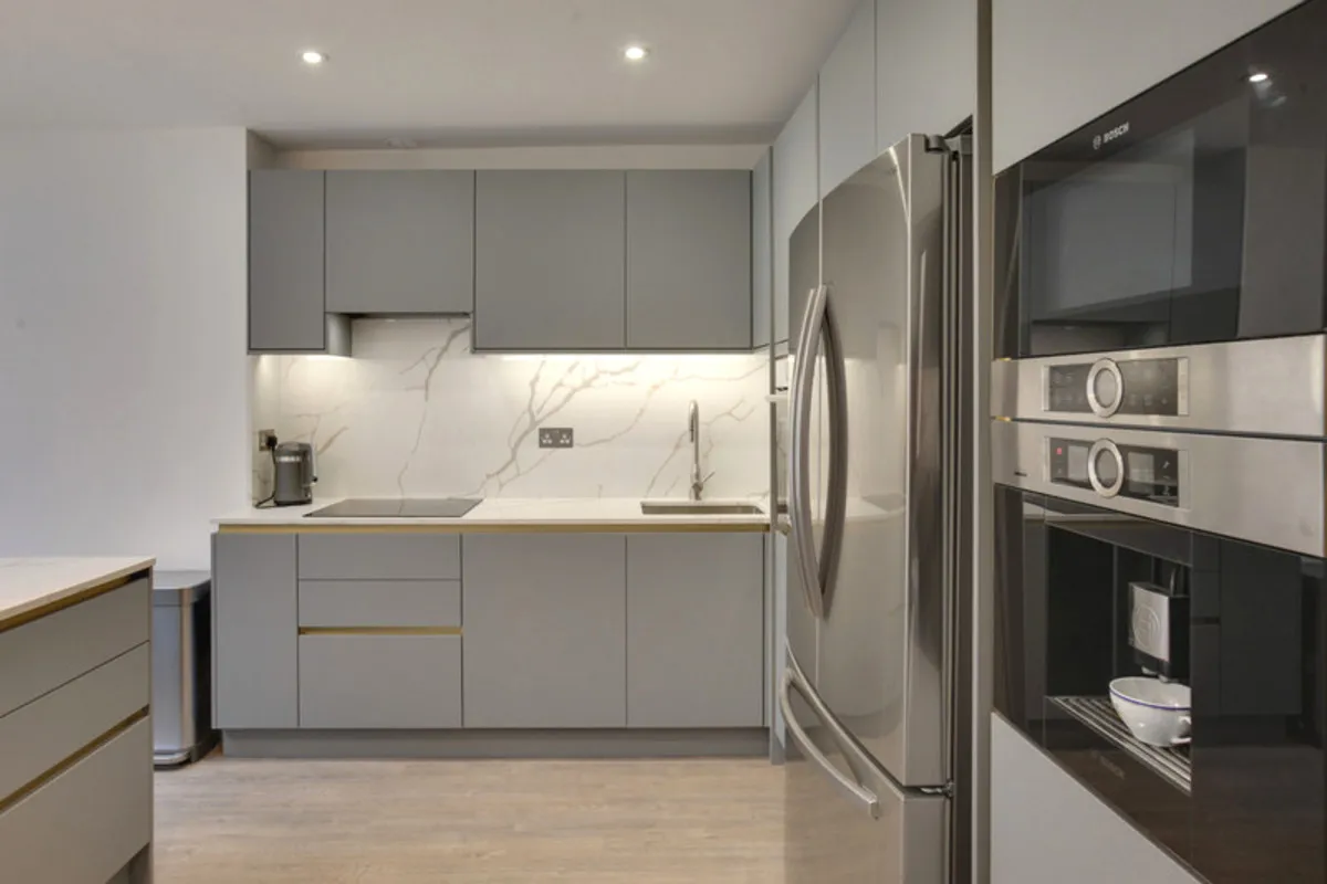 Feltham, TW13, photo 8