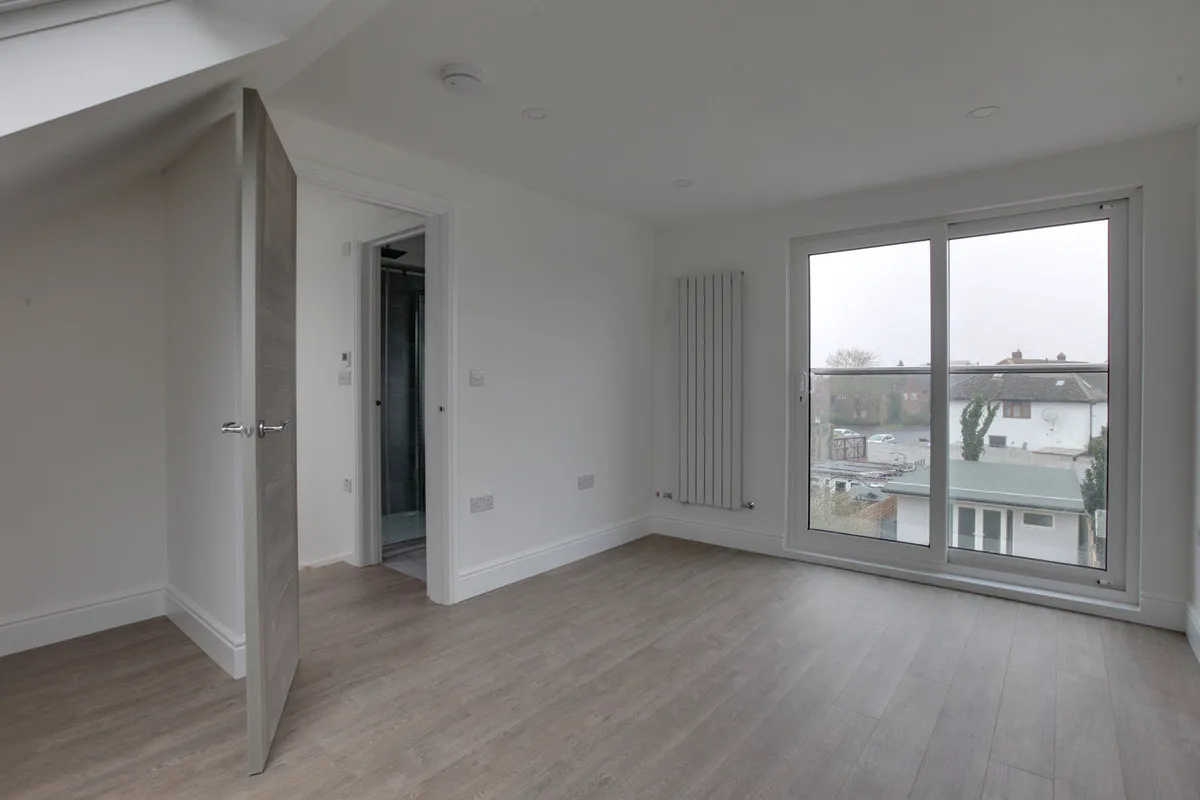 Feltham, TW13, photo 13