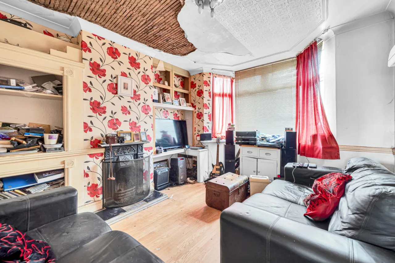 Hatton Road, Feltham, photo 2
